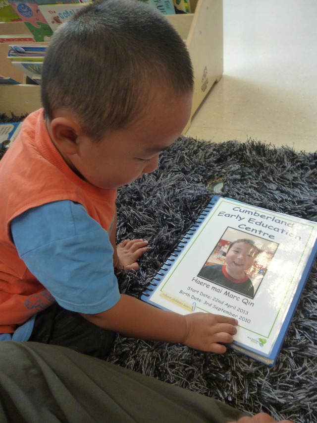 A curious boy 5 三月 2014