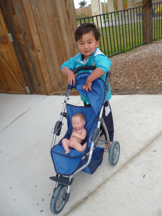 Meet baby Maya 4 十一月 2013